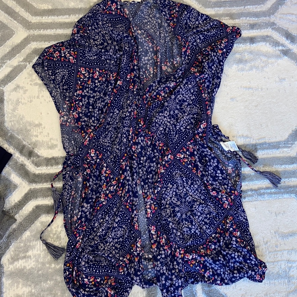 Rewind Women's Floral Sheer Cover Up Blouse Tunic Dress. Size M